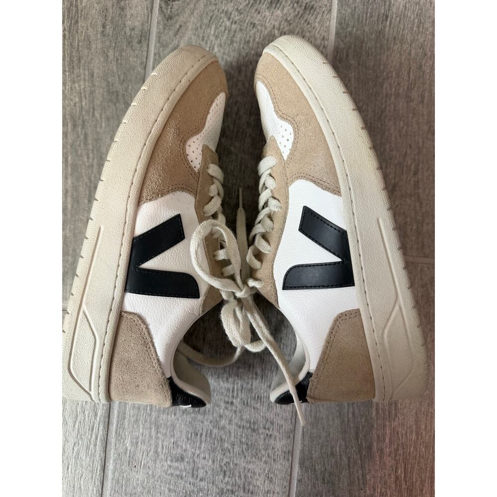 Veja V-10 Extra White Black Sahara Sneakers EUC - Womens Size 8/39 - Picture 5 of 7